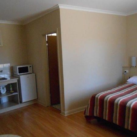 Acacia Ridge Motor Inn Порт-Огаста Екстер'єр фото