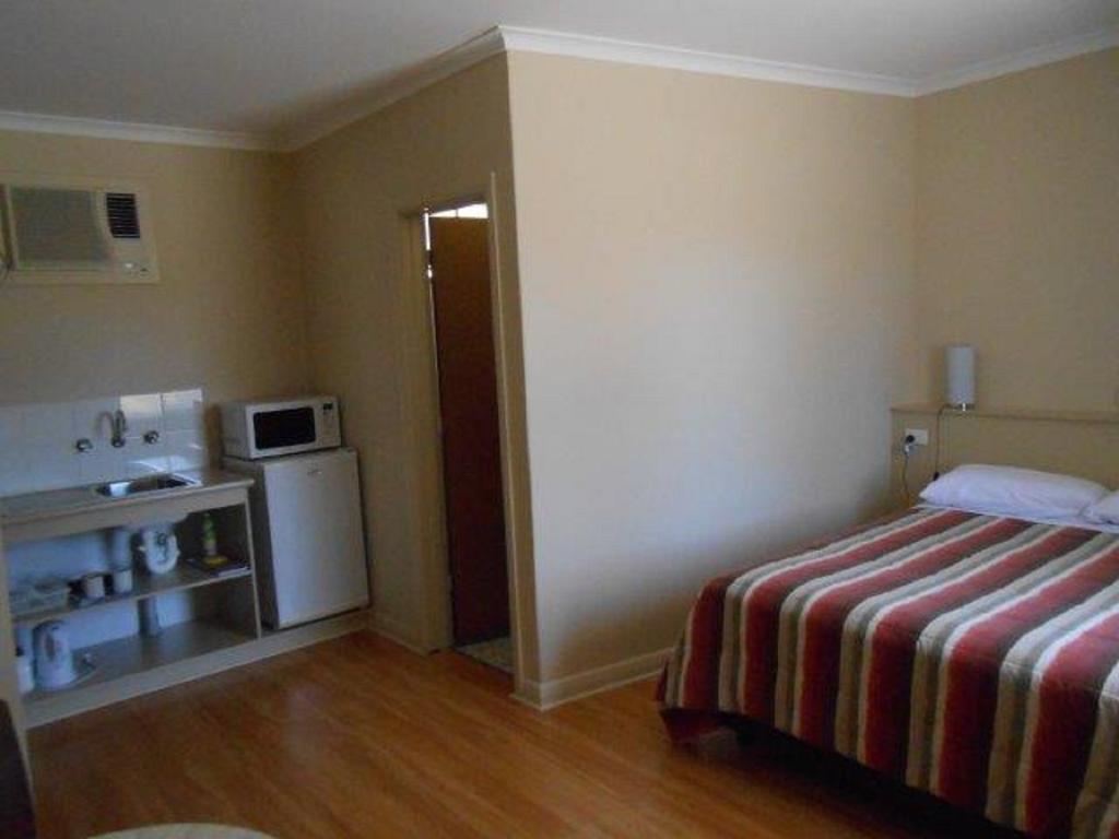Acacia Ridge Motor Inn Порт-Огаста Екстер'єр фото