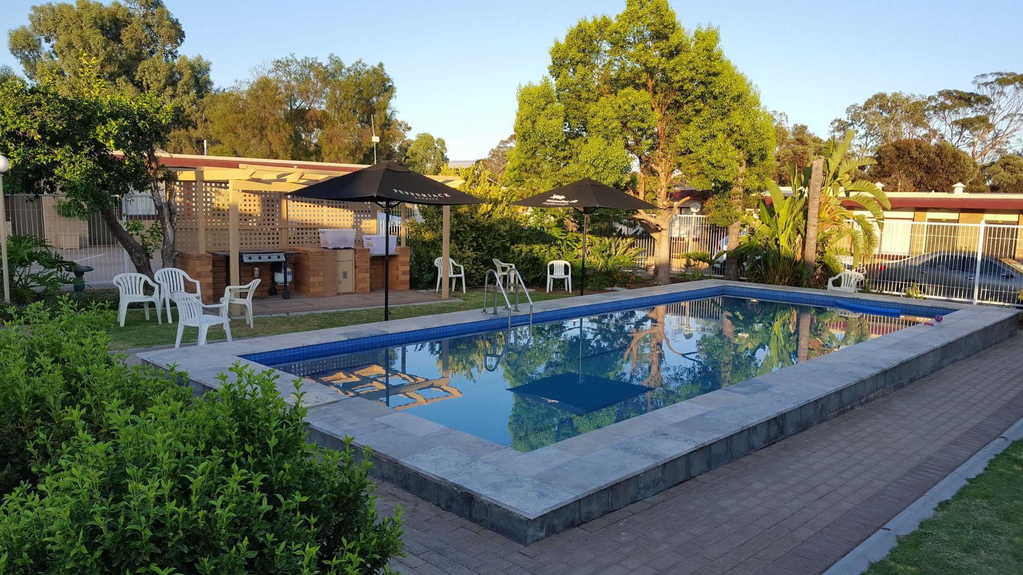 Acacia Ridge Motor Inn Порт-Огаста Екстер'єр фото